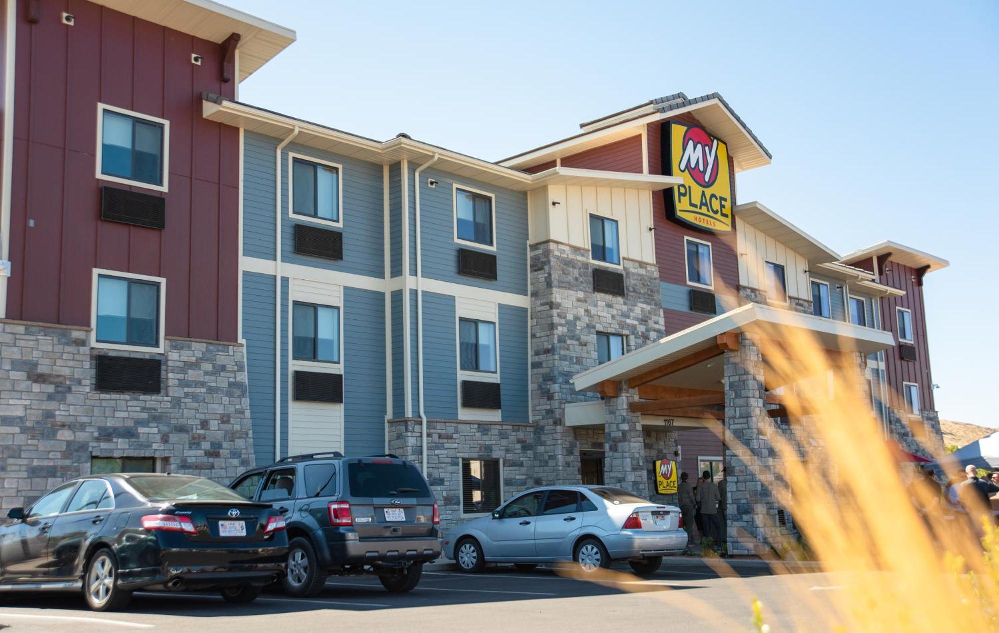 My Place Hotel-Hurricane, Ut Exterior photo